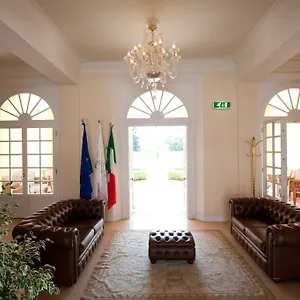 Matilde Di Canossa Golf & Hotel